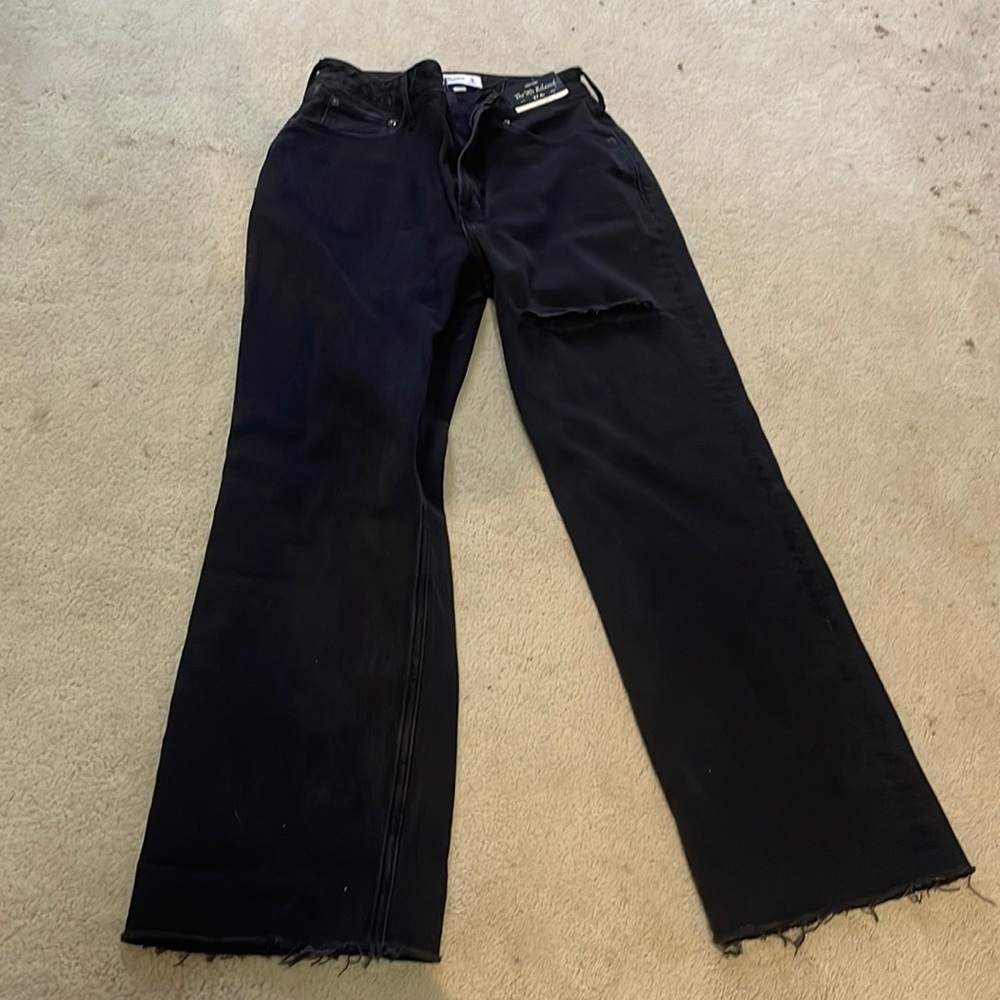 90s relaxed jean; high rise